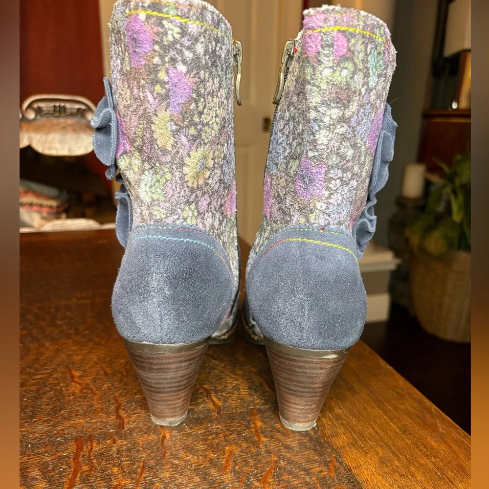 L'Artiste by Spring Step Simonetta Grey/Navy Floral Suede Boots Sz 42 / 10.5-11 - Picture 3 of 10